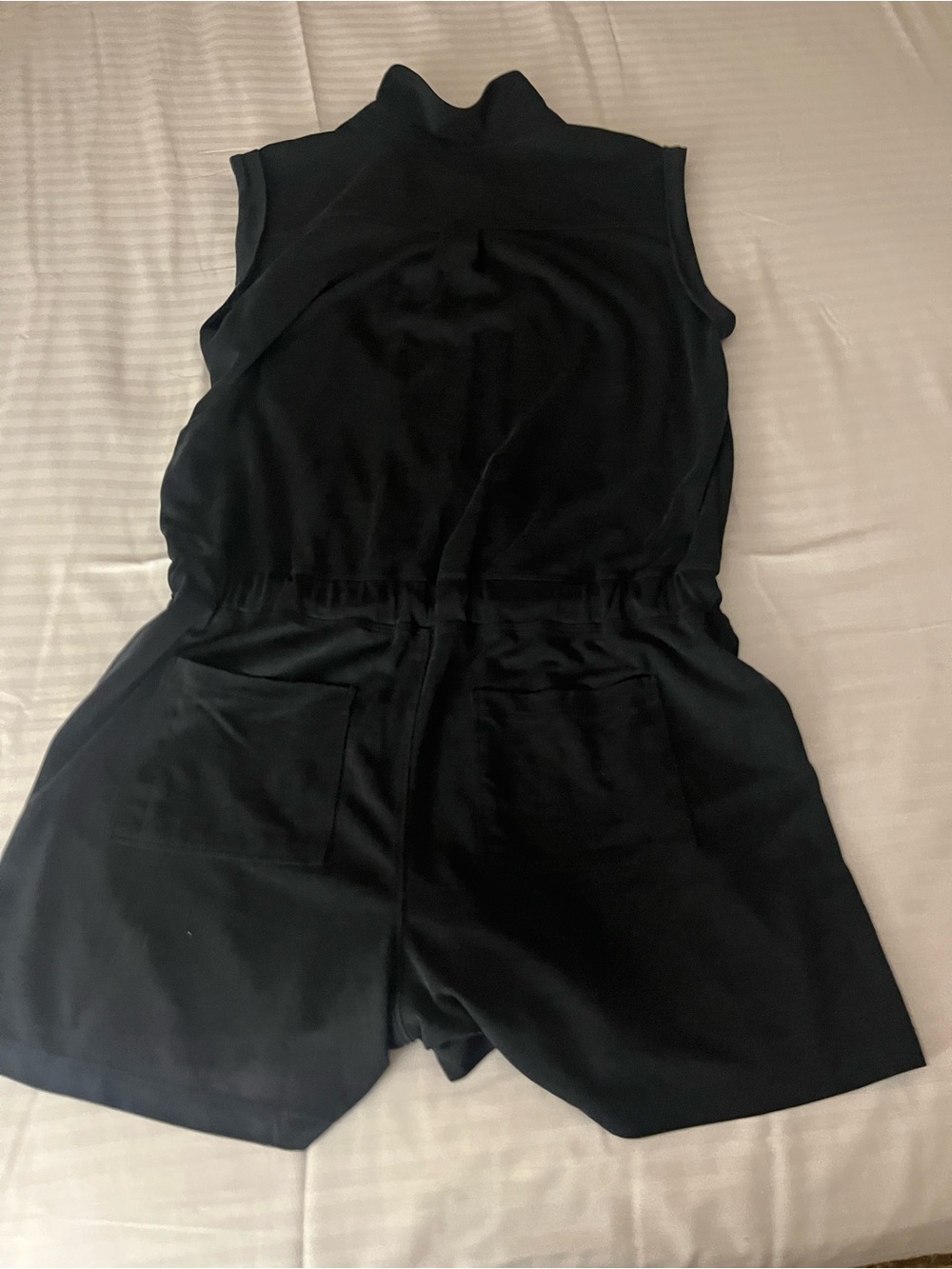 Lou & Grey Gray/Black Soft Short Sleeve Romper Medium - Picture 4 of 4